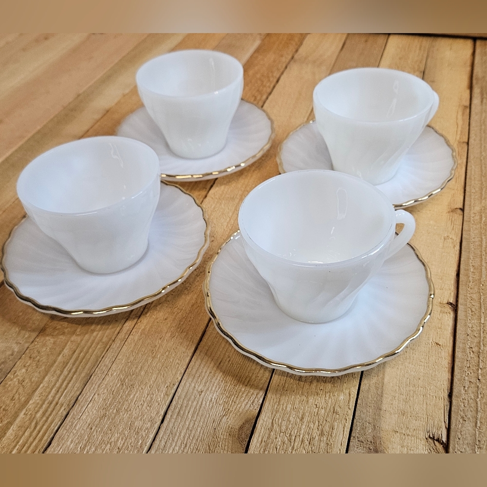 Anchor Hocking Fire King Tea Set Gold Rim Milk Glass Swirled Shell Vintage - Picture 3 of 8